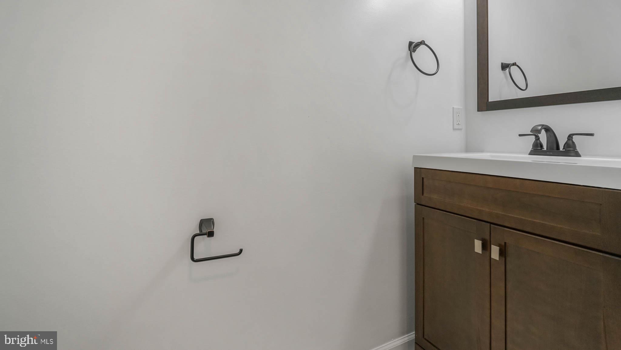 2912 Newcastle Avenue Silver Spring, MD 20910 - Photo 23 of 30