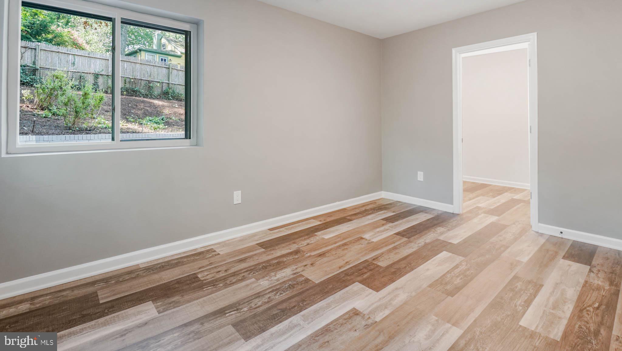 2912 Newcastle Avenue Silver Spring, MD 20910 - Photo 25 of 30
