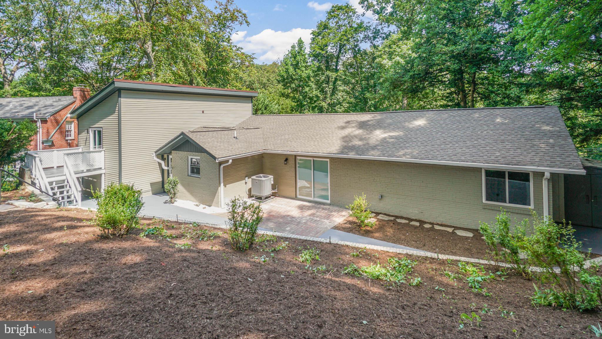 2912 Newcastle Avenue Silver Spring, MD 20910 - Photo 27 of 30
