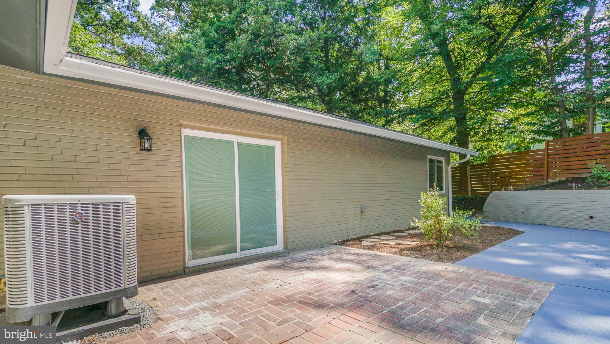 2912 Newcastle Avenue Silver Spring, MD 20910 - Photo 28 of 30