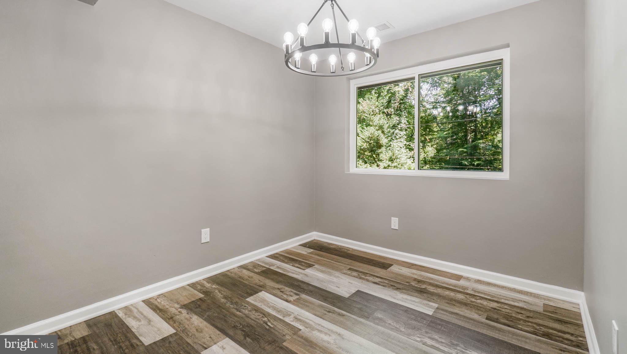 2912 Newcastle Avenue Silver Spring, MD 20910 - Photo 10 of 30