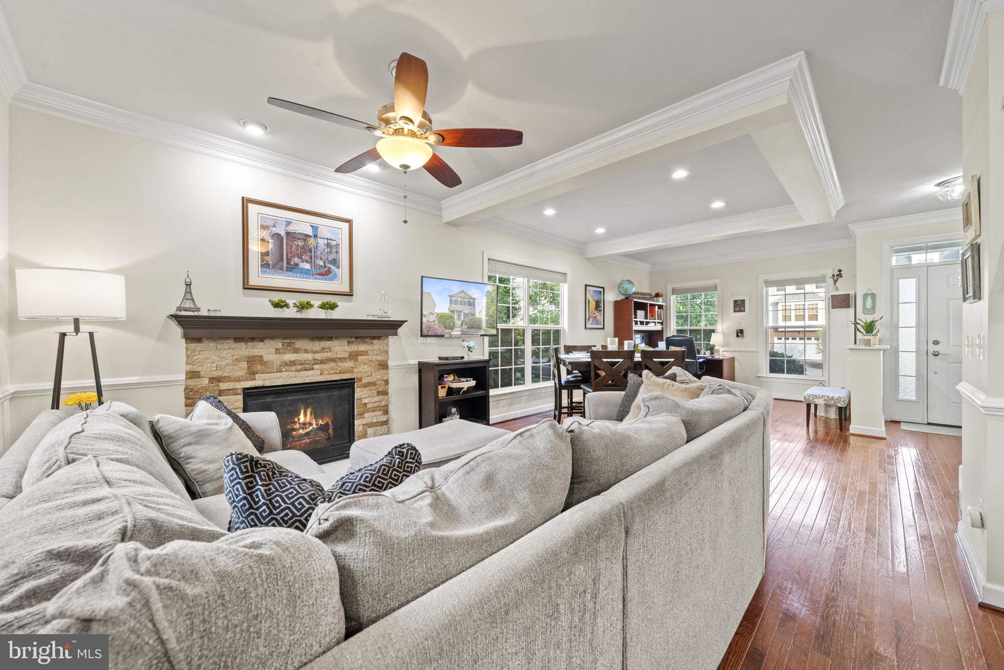 31 Short Branch Road Stafford, VA 22556 - Photo 5 of 25 Living Room