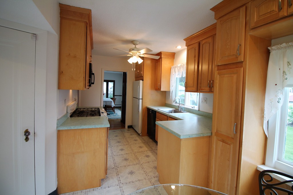 16 Hobomack Road Quincy, MA 02169 - Photo 17 of 24 Gallery Image 17