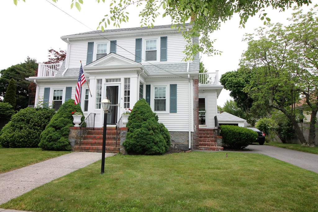 16 Hobomack Road Quincy, MA 02169 - Photo 2 of 24 Gallery Image 2