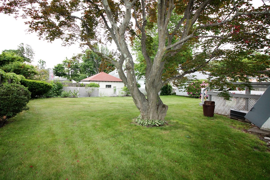 16 Hobomack Road Quincy, MA 02169 - Photo 5 of 24 Gallery Image 5
