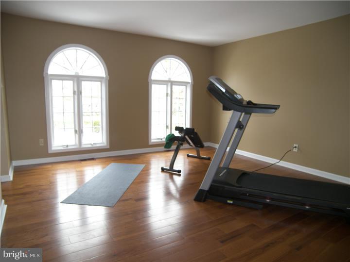 426 Wells Road Doylestown, PA 18901 - Photo 3 of 25 Living Room