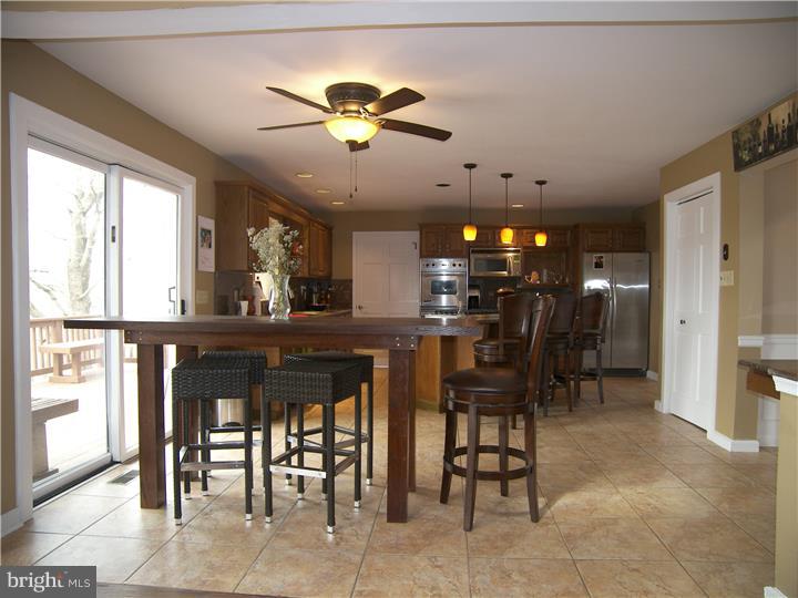 426 Wells Road Doylestown, PA 18901 - Photo 7 of 25 Kitchen