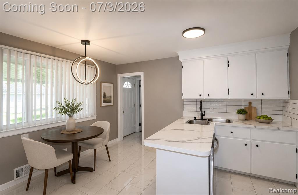 11085 Busch Avenue Warren, MI 48089 - Photo 8 of 28