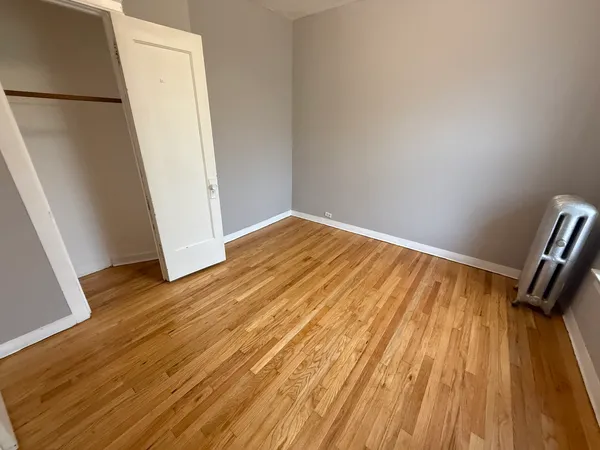 $1,850 | 4501 North Troy Street, Unit 3, Chicago, IL 60625