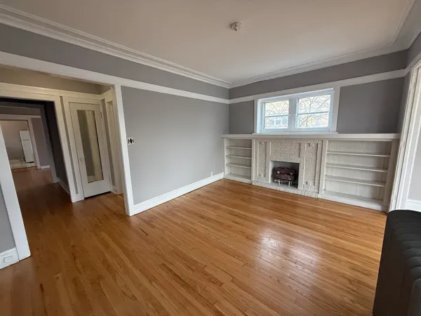 $1,850 | 4501 North Troy Street, Unit 3, Chicago, IL 60625