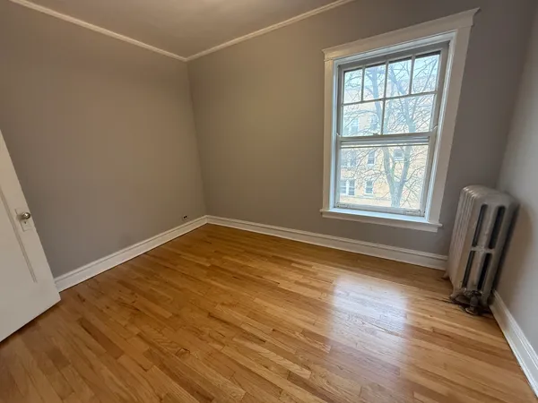 $1,850 | 4501 North Troy Street, Unit 3, Chicago, IL 60625