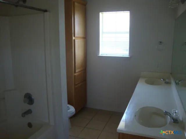 $1,100 | 4900 John David Drive, Unit A, Killeen, TX 76549