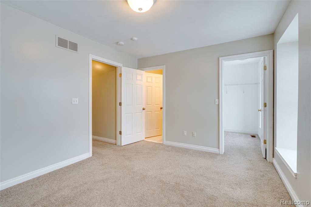 1584 Commodore Circle Canton, MI 48187 - Photo 19 of 50