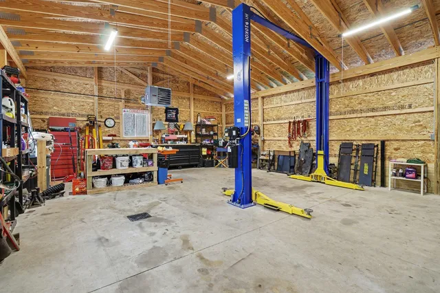 $550,000 | 7709 West Q Avenue, Kalamazoo, MI 49009