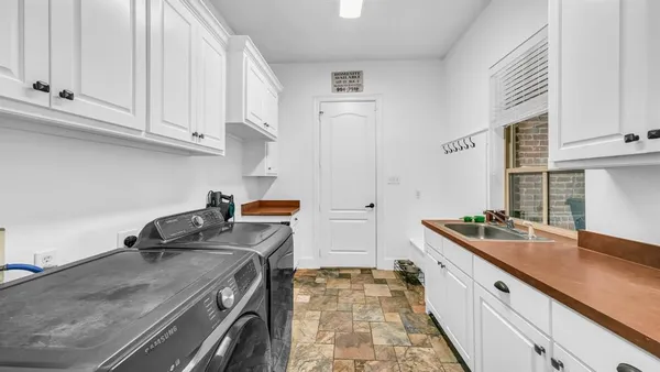 $855,000 | 1555 Hunterglenn Drive, Aledo, TX 76008