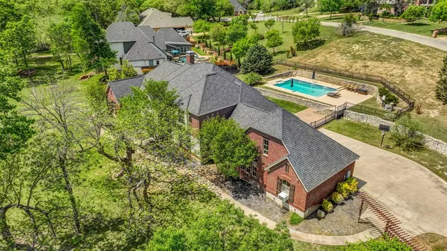 $860,000 | 1555 Hunterglenn Drive, Aledo, TX 76008