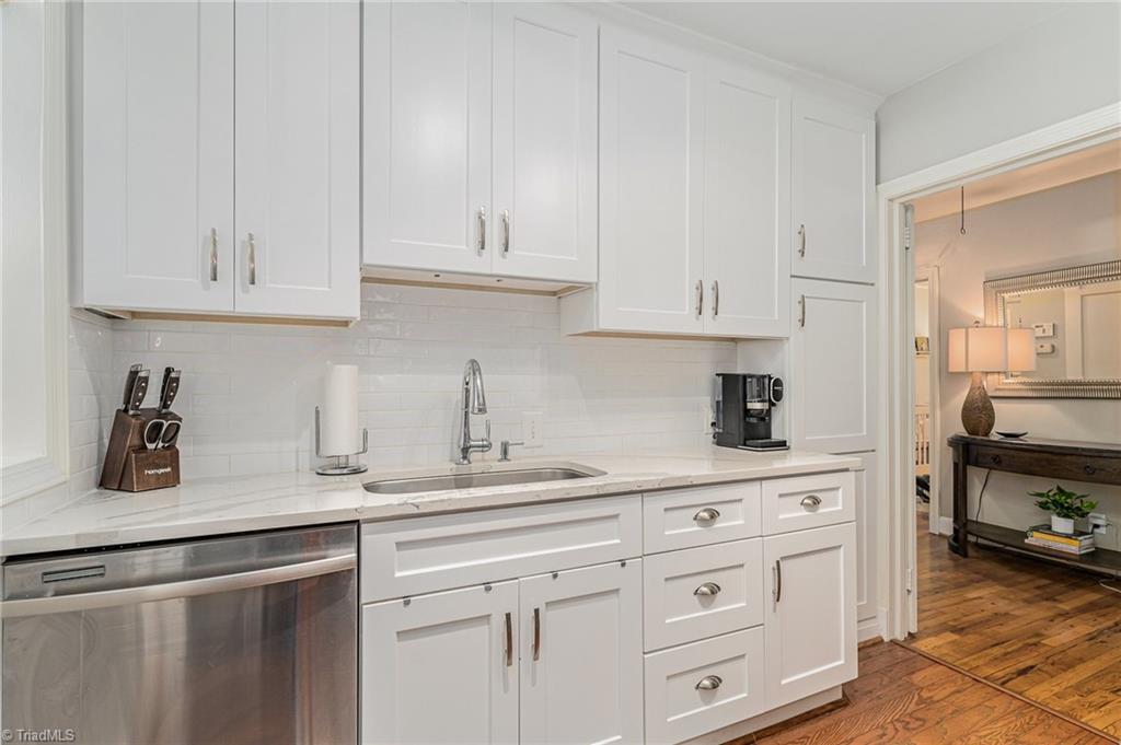 1607 Independence Road Greensboro, NC 27408 - Photo 11 of 45 Gallery Image 11