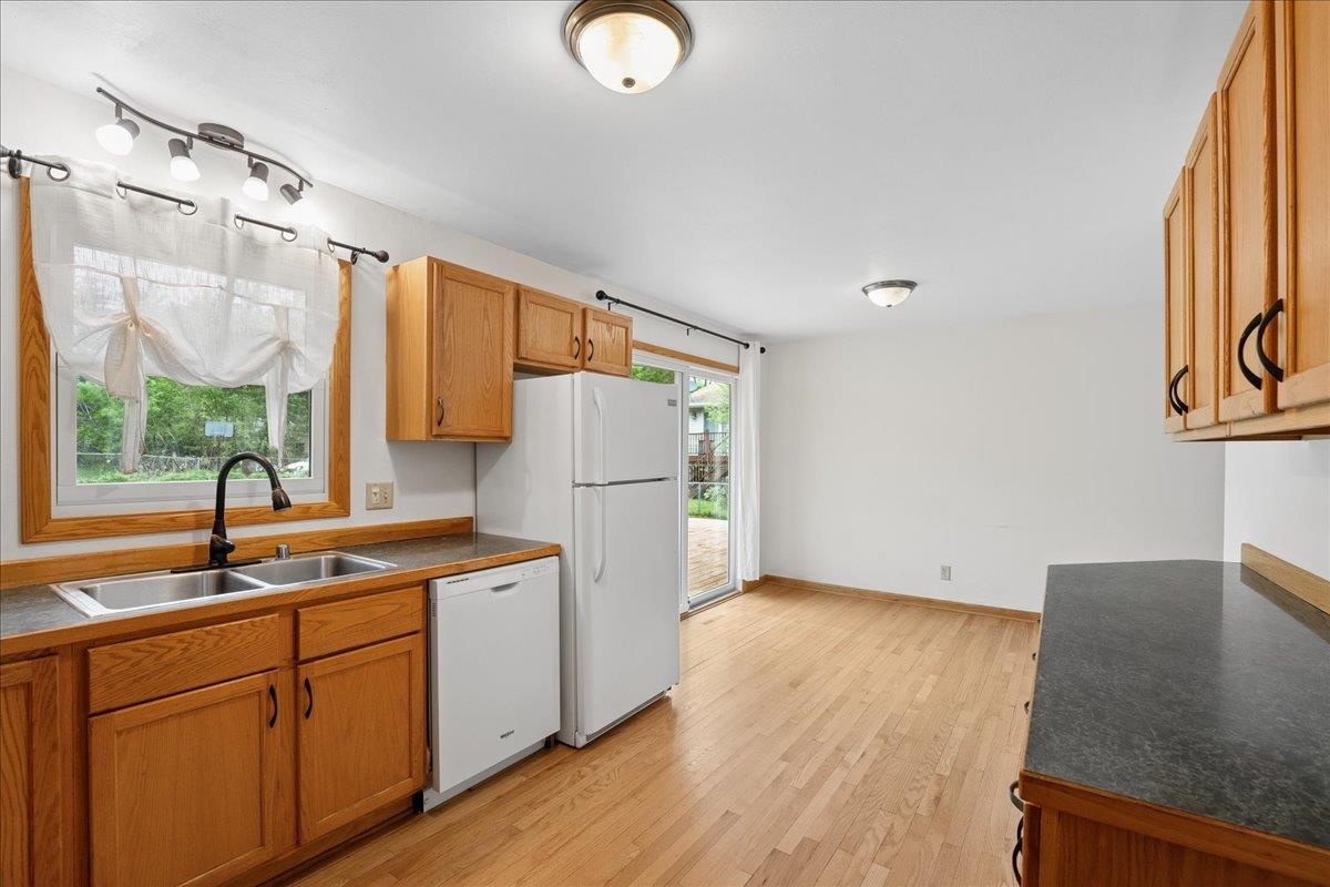 1606 Frisch Road Madison, WI 53711 - Photo 18 of 33