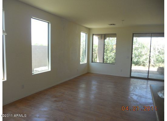 10150 West Payson Road Tolleson, AZ 85353 - Photo 3 of 8 Dining