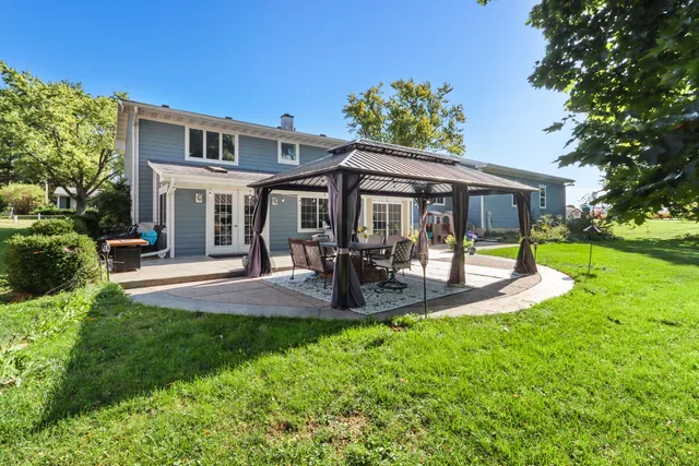 $489,500 | 9244 391st Avenue, Randall, WI 53128