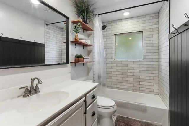 $489,500 | 9244 391st Avenue, Randall, WI 53128