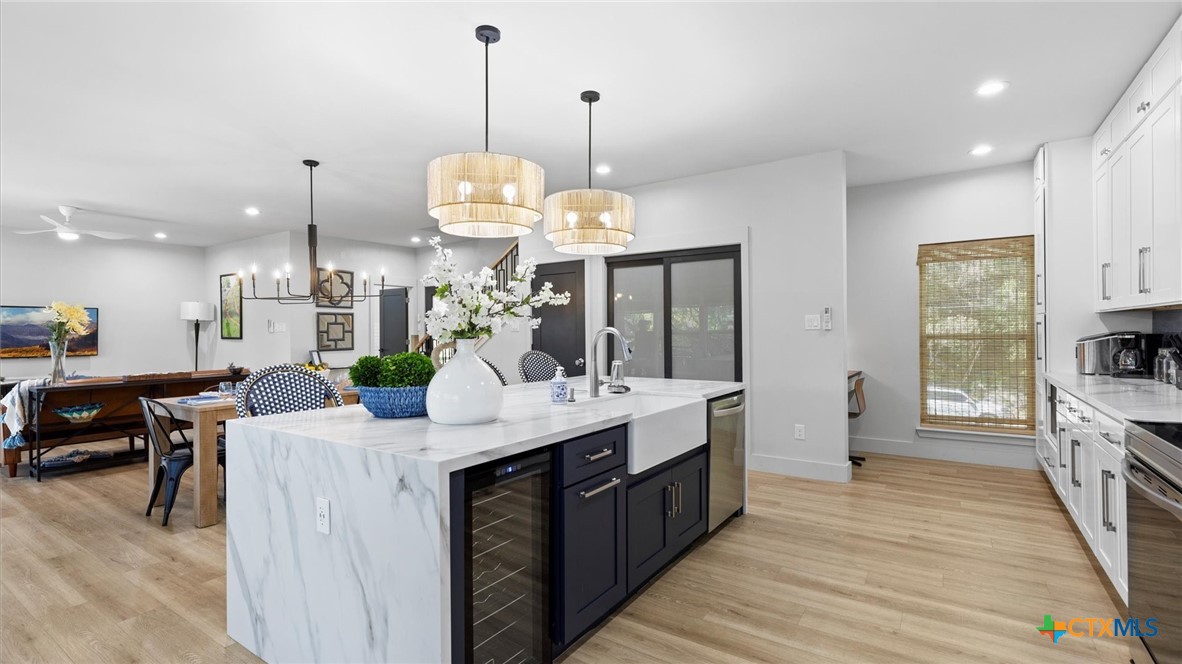 6786 River Road New Braunfels, TX 78132 - Photo 10 of 38 a room with kitchen island granite countertop lots of counter top space