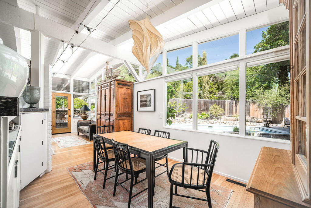 828 Tornoe Road Santa Barbara, CA 93105 - Photo 8 of 48 JG-828Tornoe-int-4