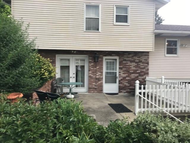 570 3rd Street Butler, PA 16001 - Photo 3 of 19