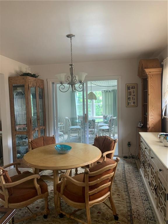 570 3rd Street Butler, PA 16001 - Photo 8 of 19 Dining room
