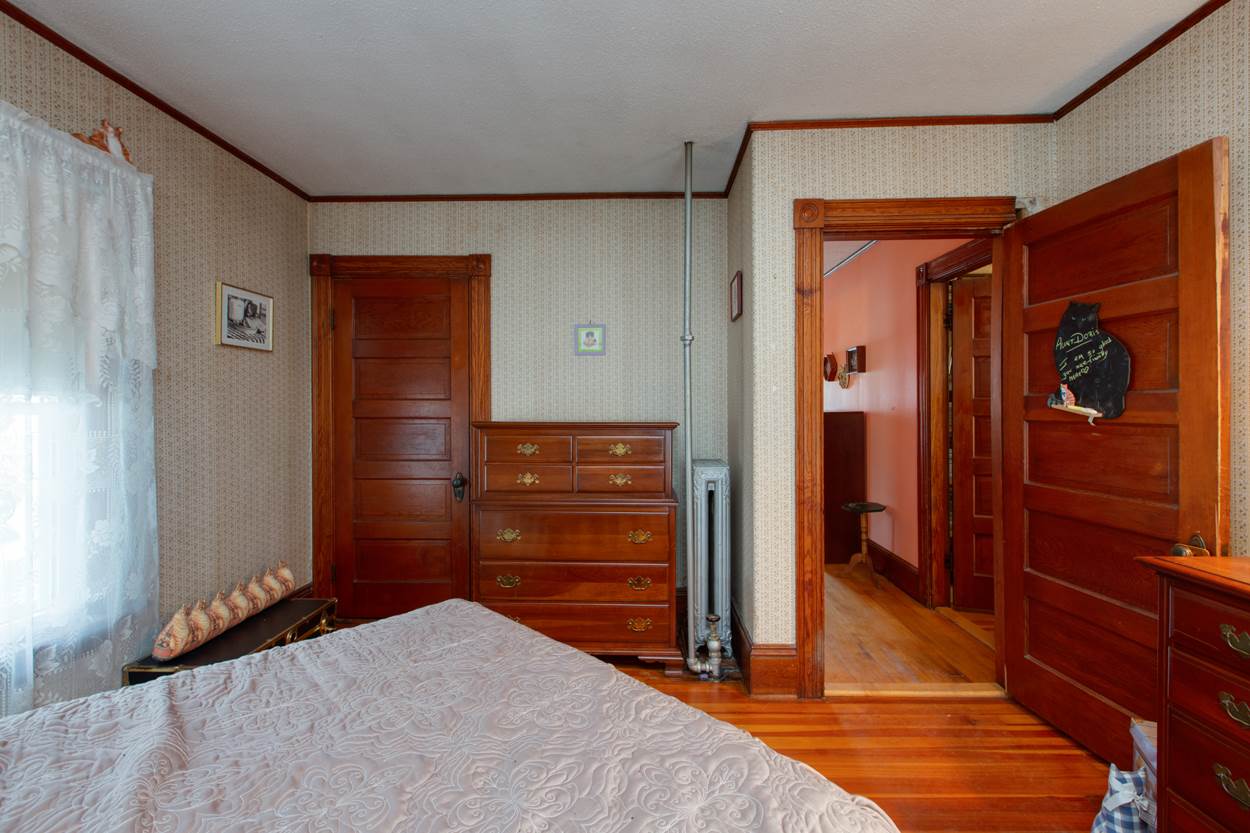537 Mammoth Road Londonderry, NH 03053 - Photo 23 of 40 Gallery Image 23