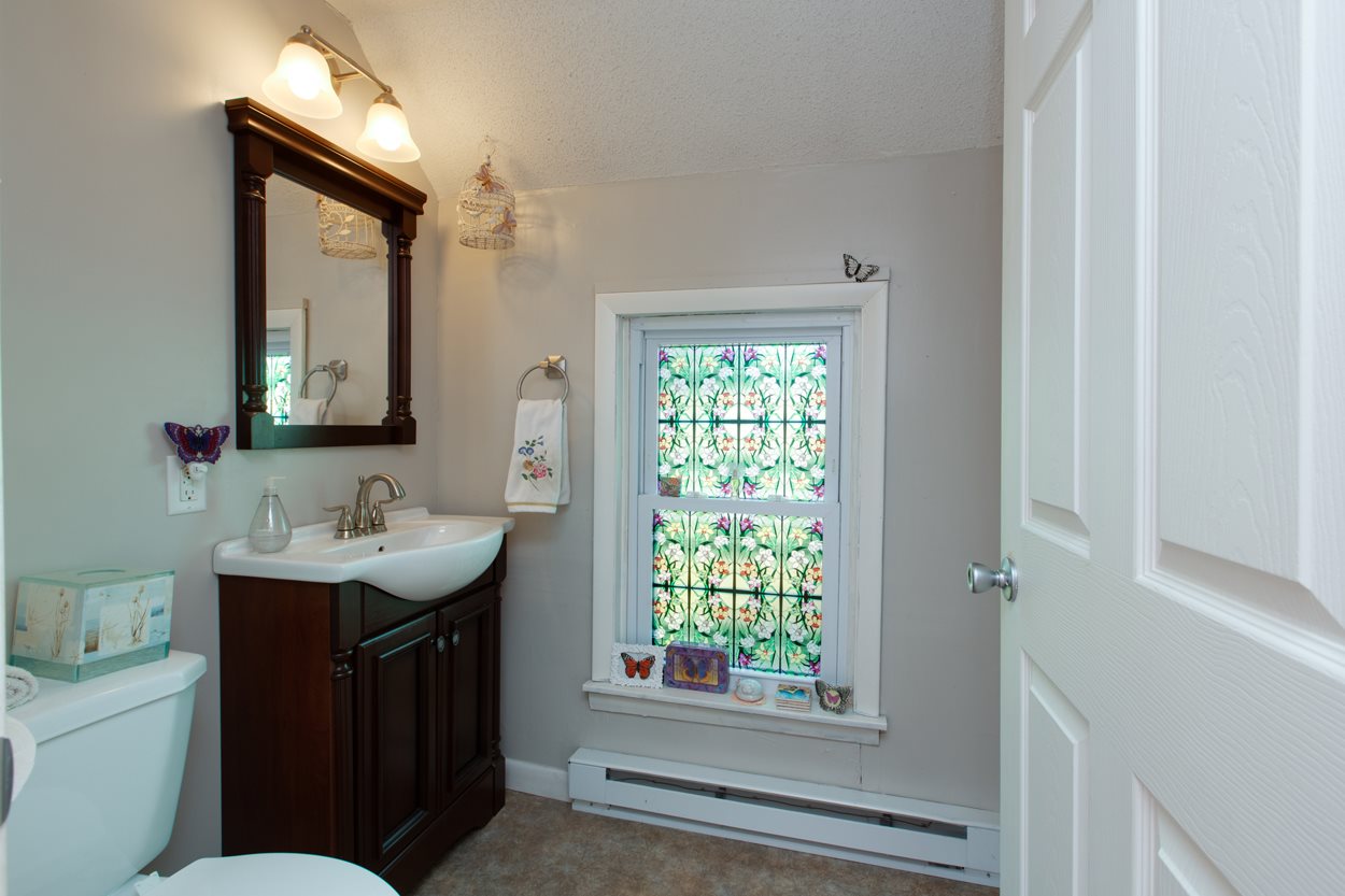 537 Mammoth Road Londonderry, NH 03053 - Photo 33 of 40 Gallery Image 33