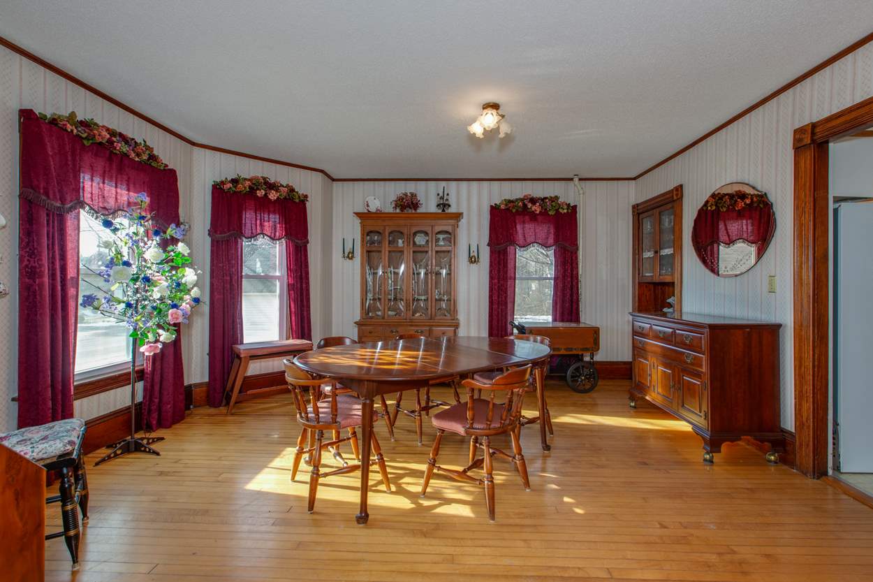 537 Mammoth Road Londonderry, NH 03053 - Photo 8 of 40 Gallery Image 8