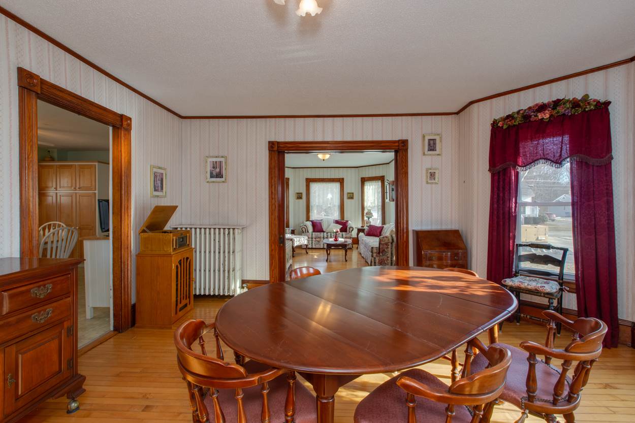 537 Mammoth Road Londonderry, NH 03053 - Photo 10 of 40 Gallery Image 10
