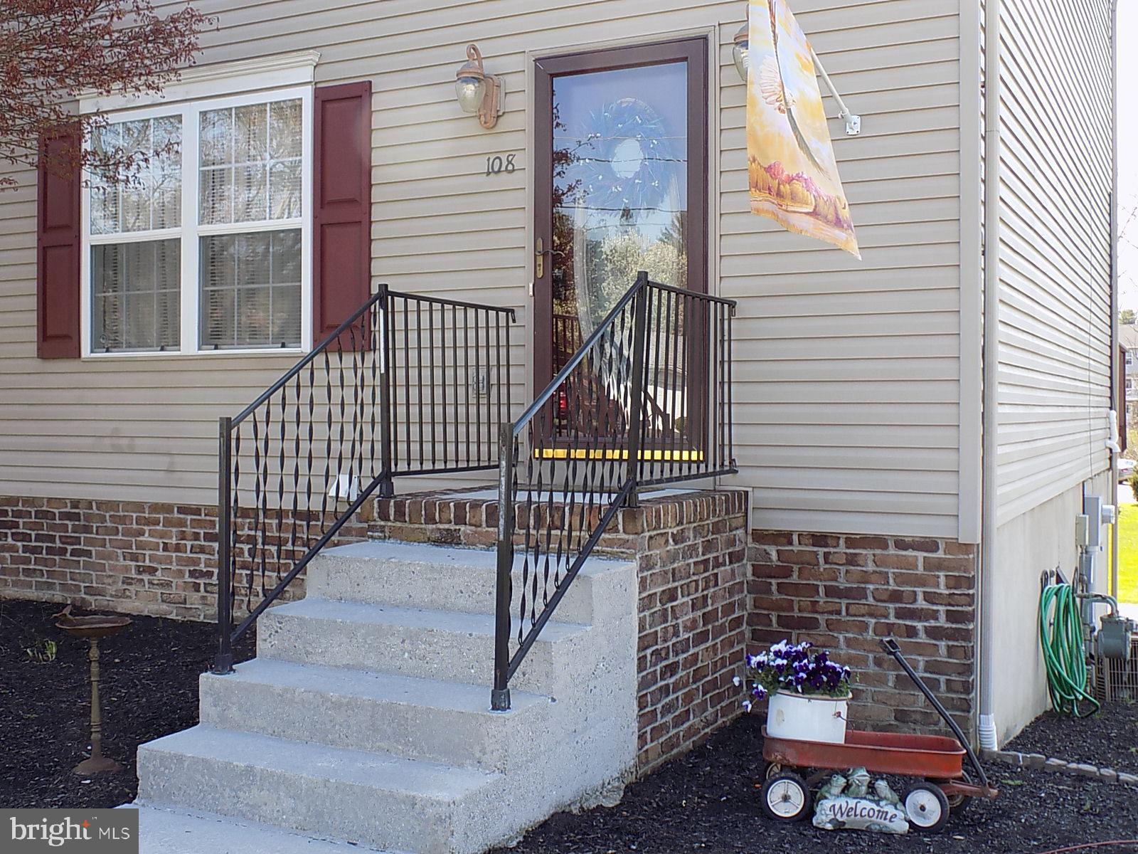 108 Ruel Avenue Hanover, PA 17331 - Photo 5 of 53