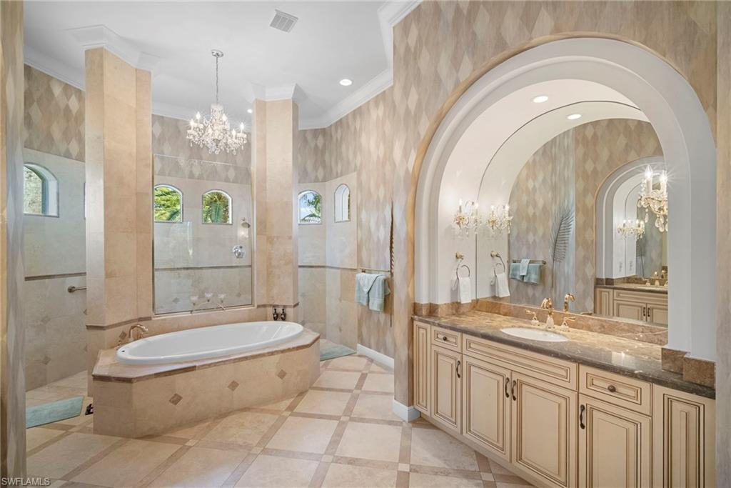 7620 Palmer Court Naples, FL 34113 - Photo 20 of 47