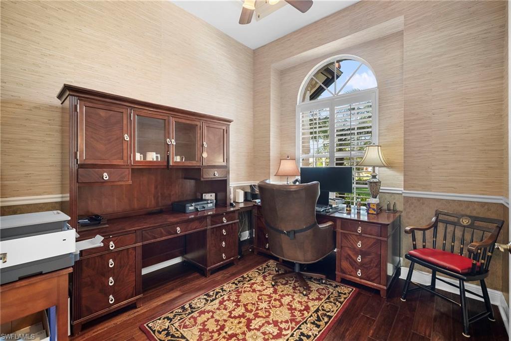 7620 Palmer Court Naples, FL 34113 - Photo 4 of 47