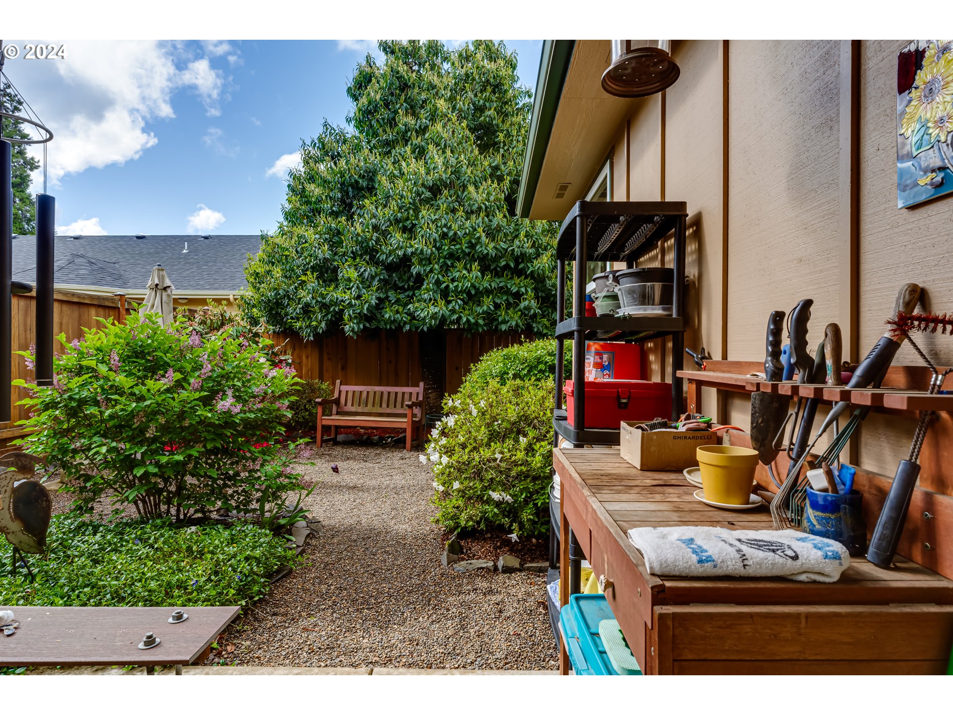 1547 Canal Street Springfield, OR 97477 - Photo 17 of 37