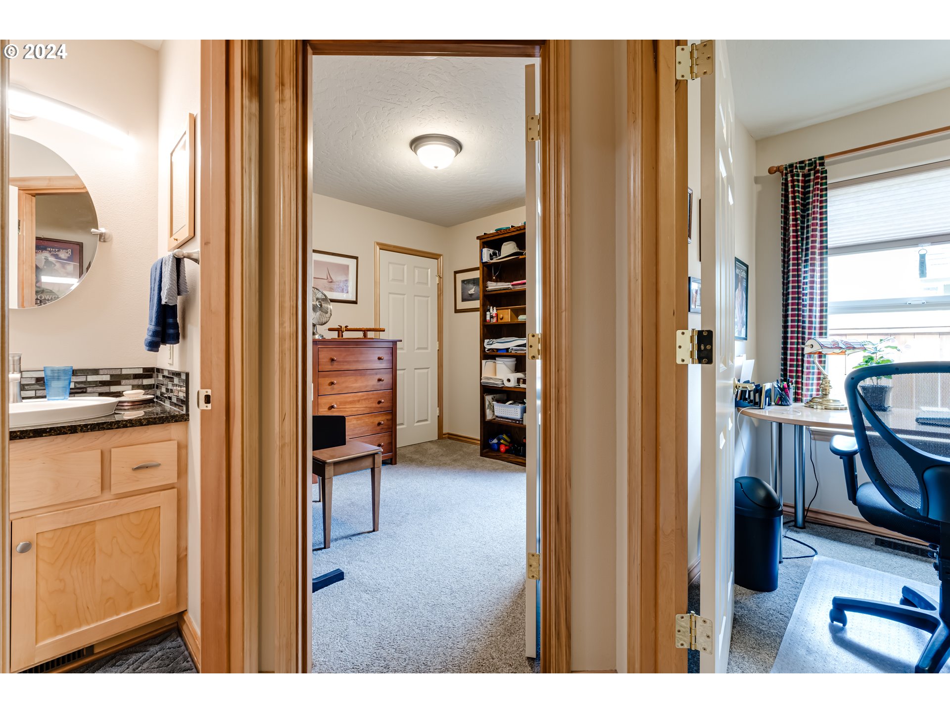 1547 Canal Street Springfield, OR 97477 - Photo 26 of 37 a view of a kitchen from the hallway
