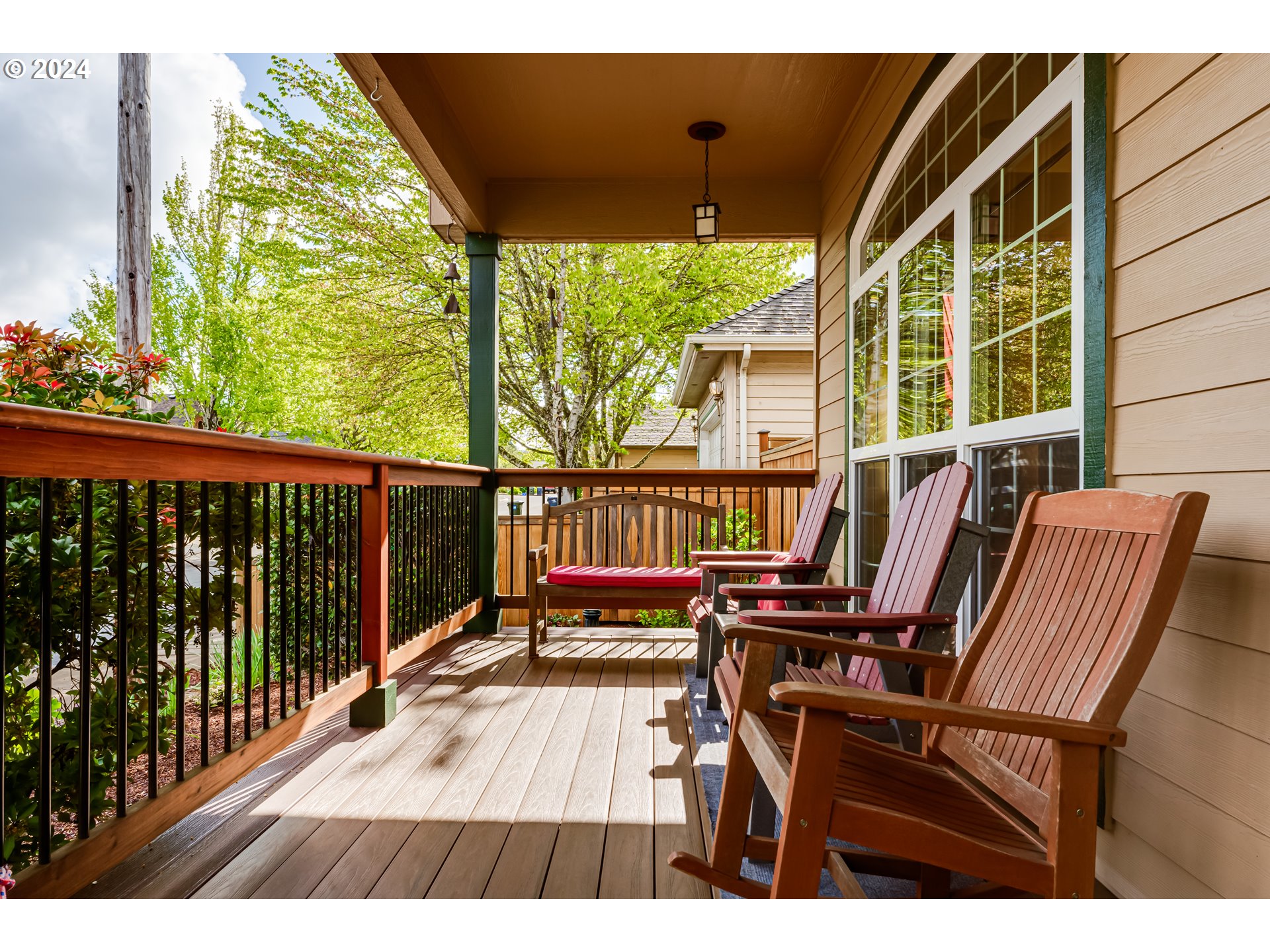 1547 Canal Street Springfield, OR 97477 - Photo 3 of 37 a view of a balcony with chairs