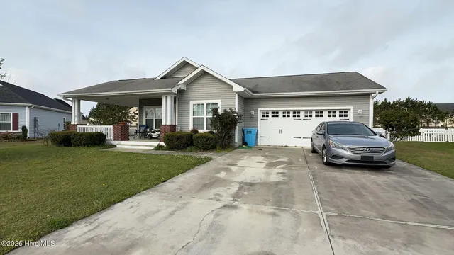 $1,650 | 124 Farmstead Place, Maple Hill, NC 28454