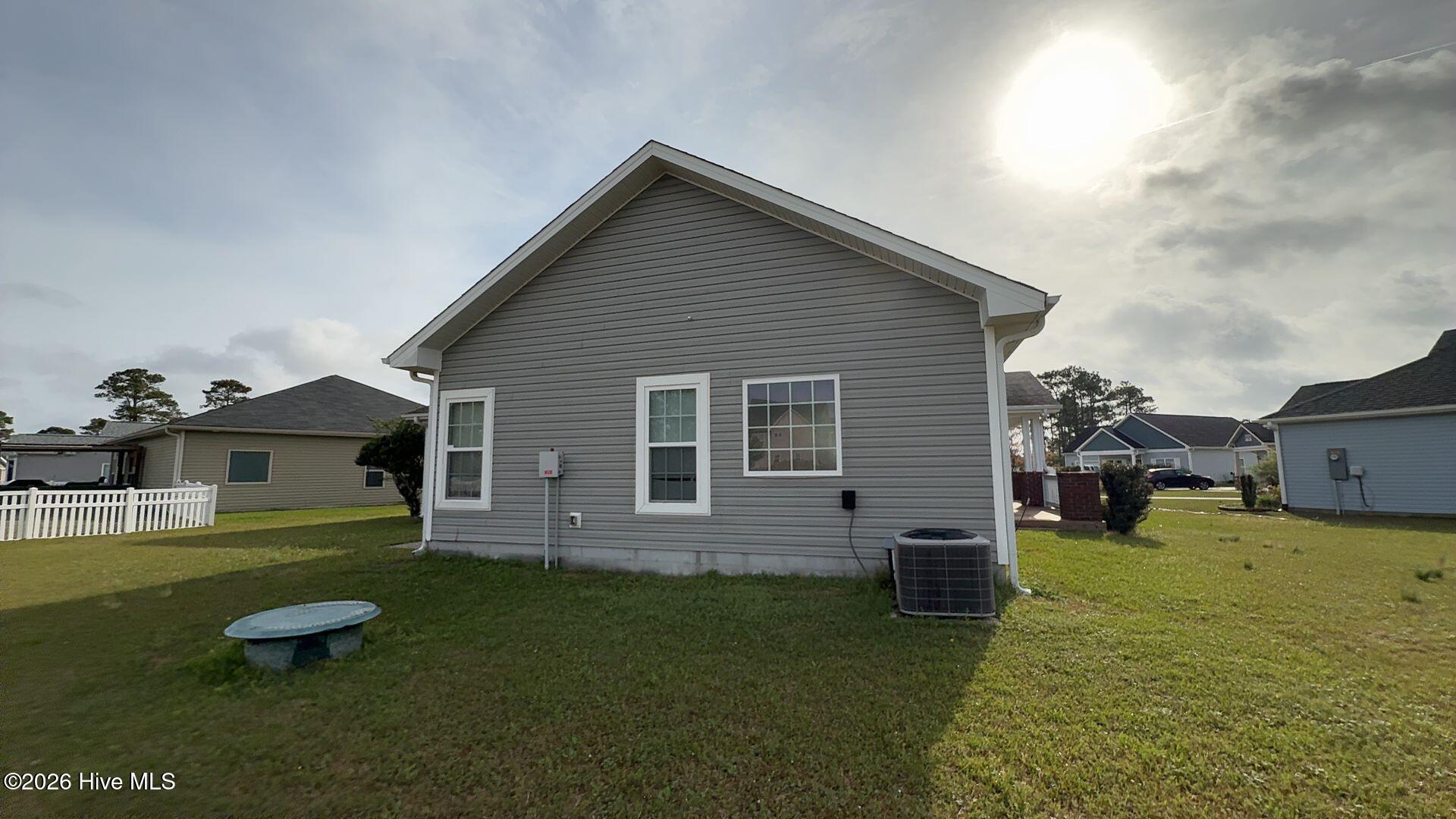124 Farmstead Place Maple Hill, NC 28454 - Photo 4 of 4 dcb60203-226b-48b0-9cb5-9e0eb19060fd