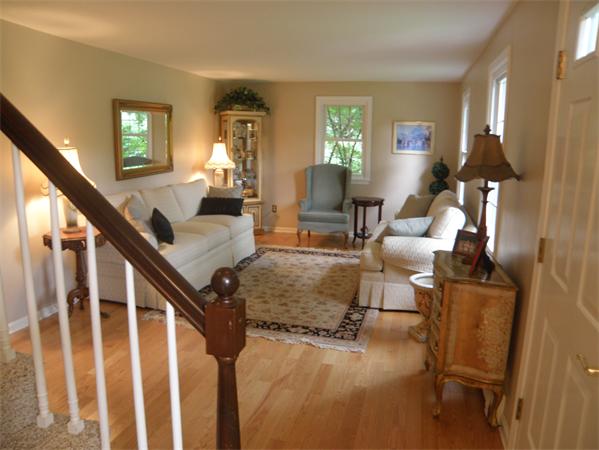 4 Damon Road Hanover, MA 02339 - Photo 3 of 23 Gallery Image 3