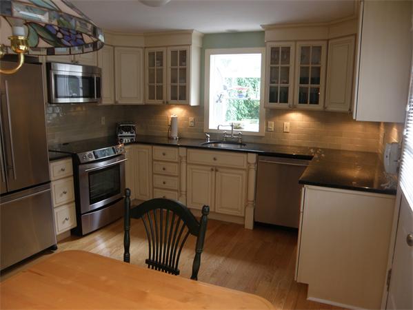 4 Damon Road Hanover, MA 02339 - Photo 7 of 23 Gallery Image 7