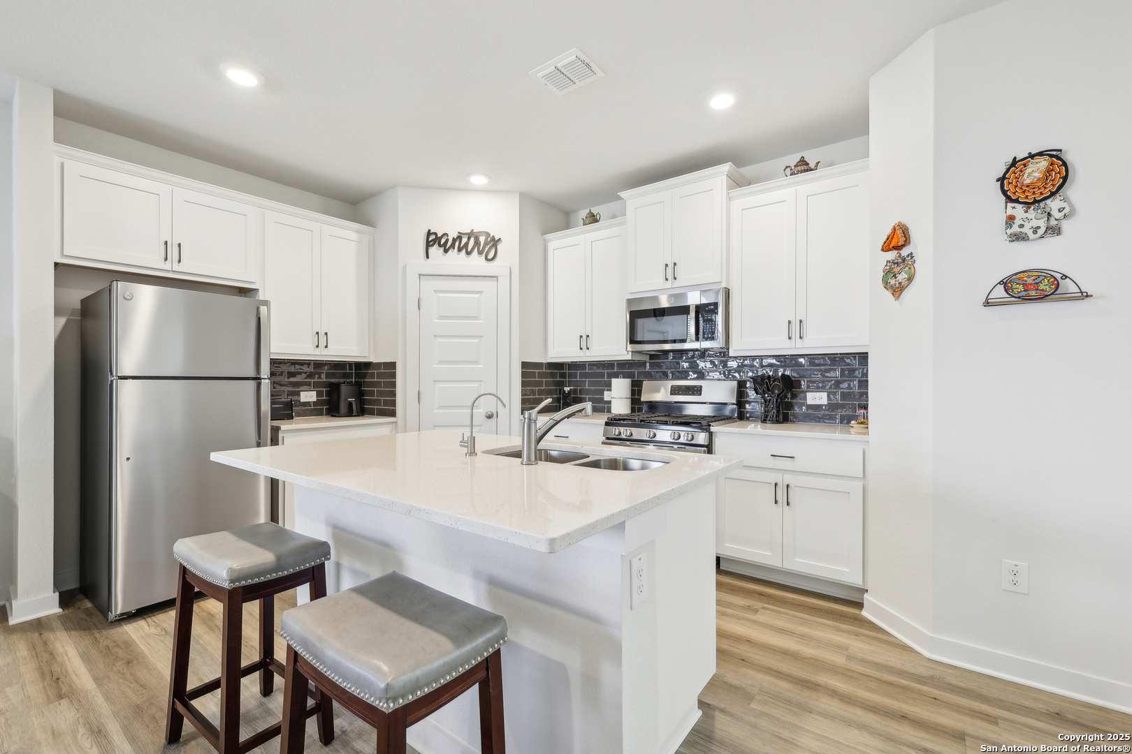 306 Banff Drive Kyle, TX 78640 - Photo 12 of 28