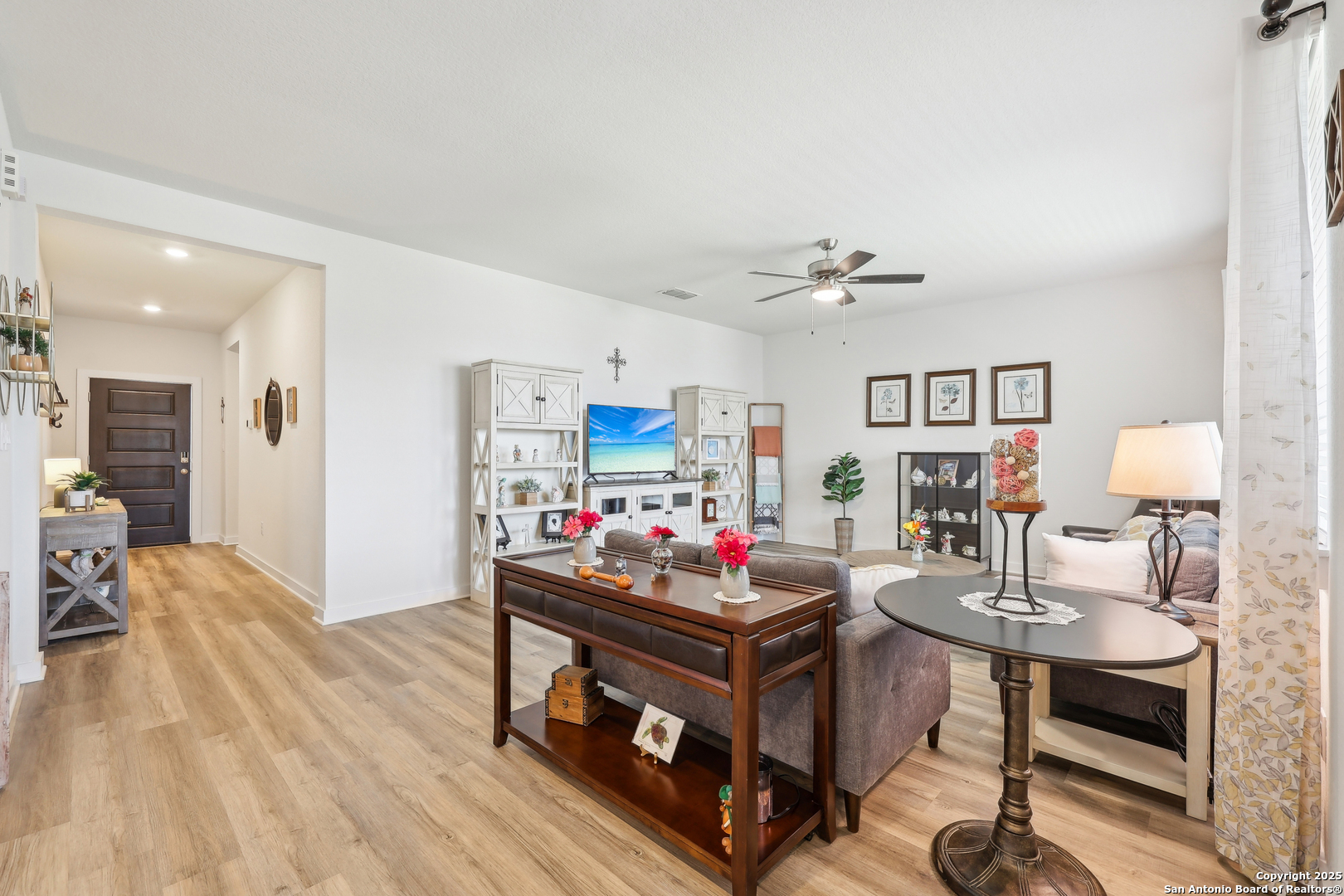 306 Banff Drive Kyle, TX 78640 - Photo 5 of 28