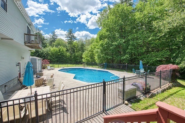 6 Mohawk Road Raynham, MA 02767 - Photo 32 of 41