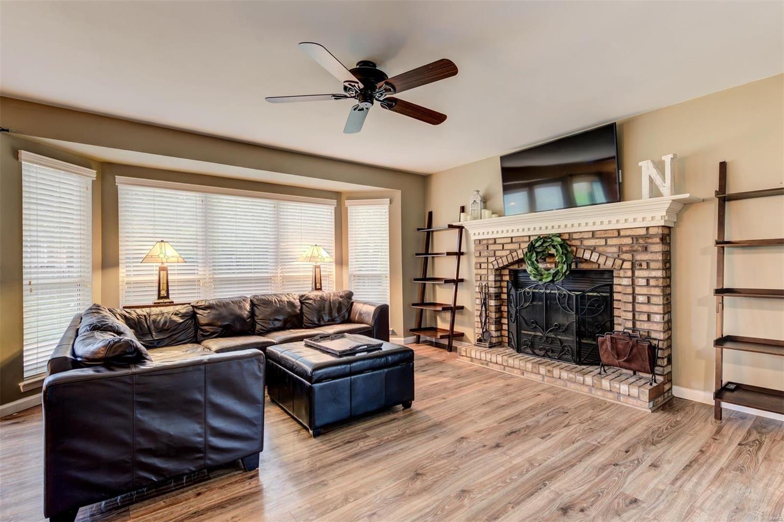 419 Stryker Court Ballwin, MO 63021 - Photo 17 of 49 Gallery Image 17