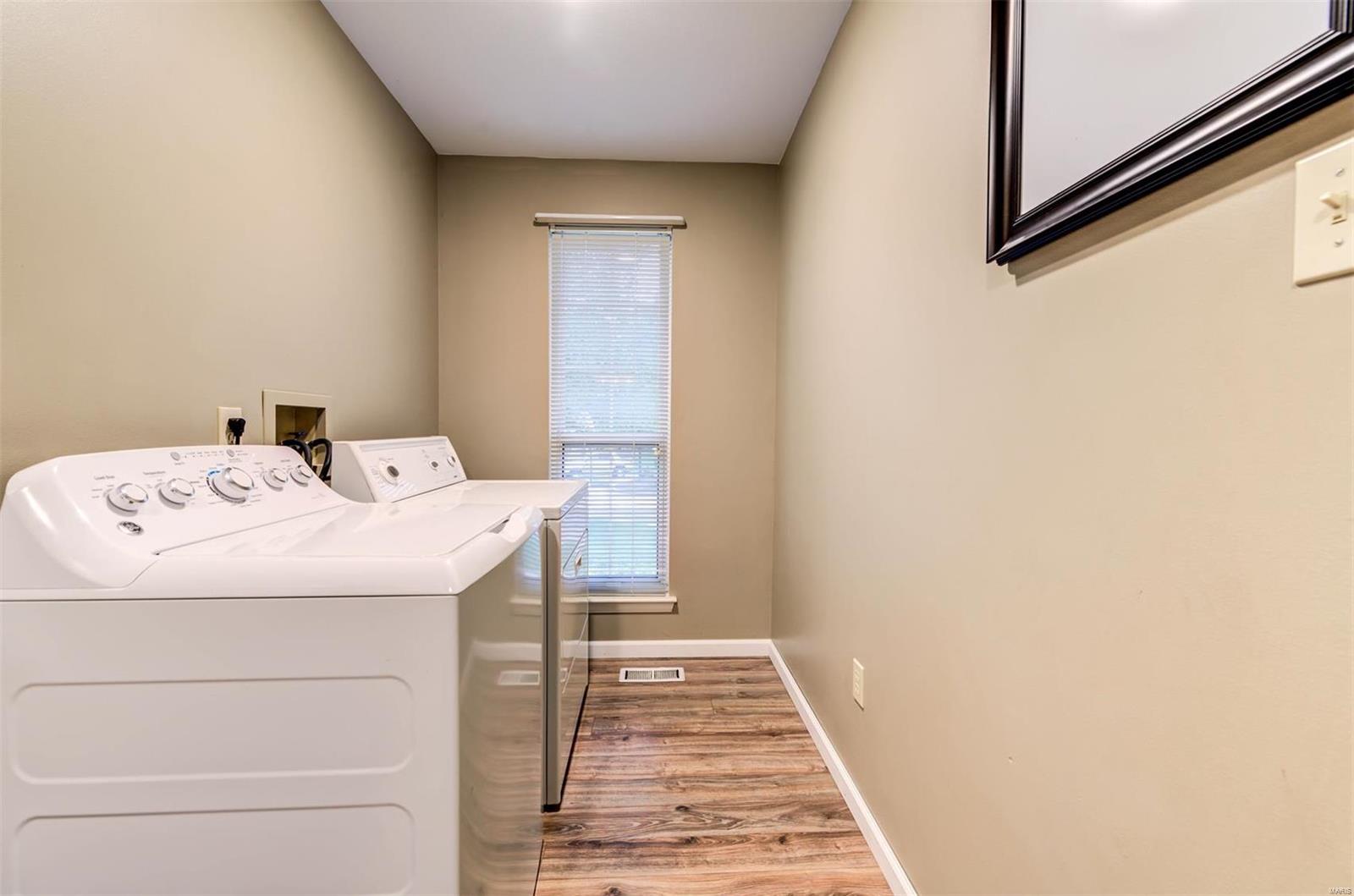 419 Stryker Court Ballwin, MO 63021 - Photo 24 of 49 Gallery Image 24