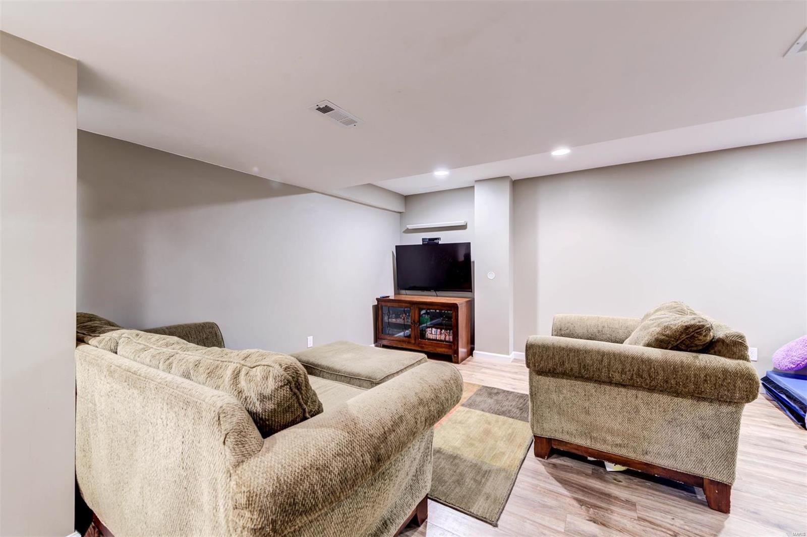 419 Stryker Court Ballwin, MO 63021 - Photo 40 of 49 Gallery Image 40