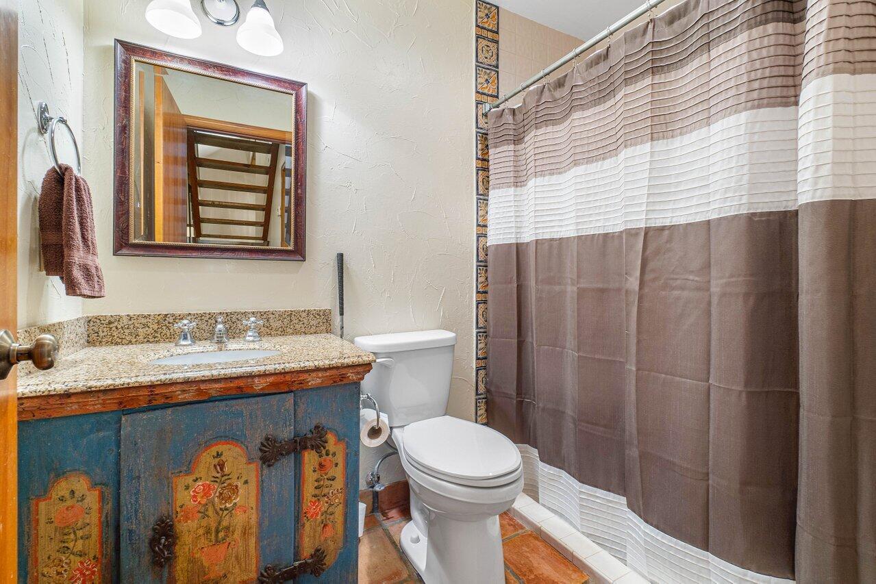 8 Shady Lane Tequesta, FL 33469 - Photo 16 of 53 016-8ShadyLane-Jupiter-FL-33469-SMALL